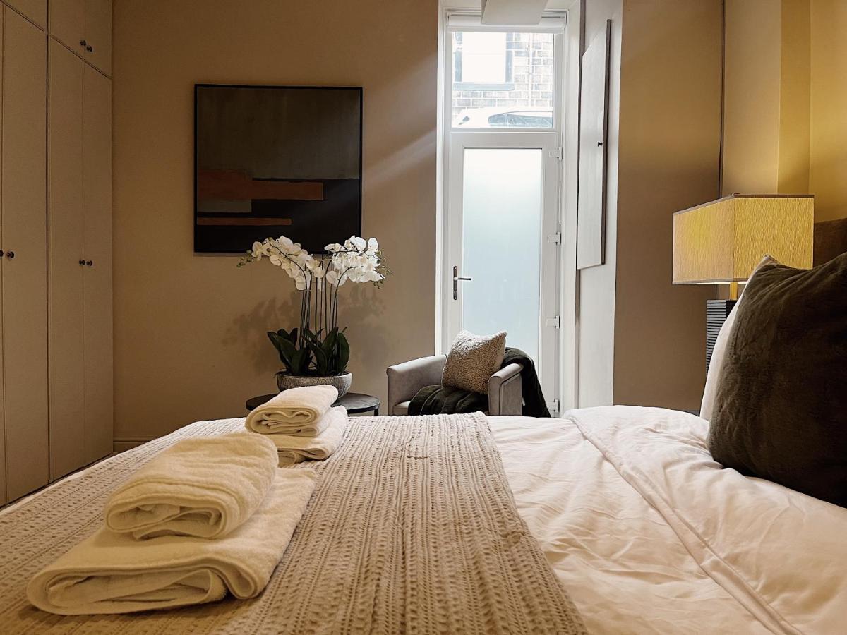 Todmorden Town Centre Apartment Esterno foto