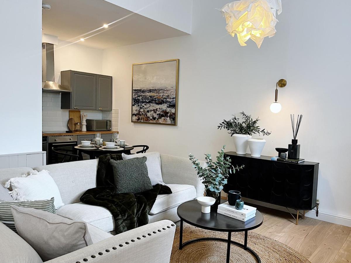 Todmorden Town Centre Apartment Esterno foto