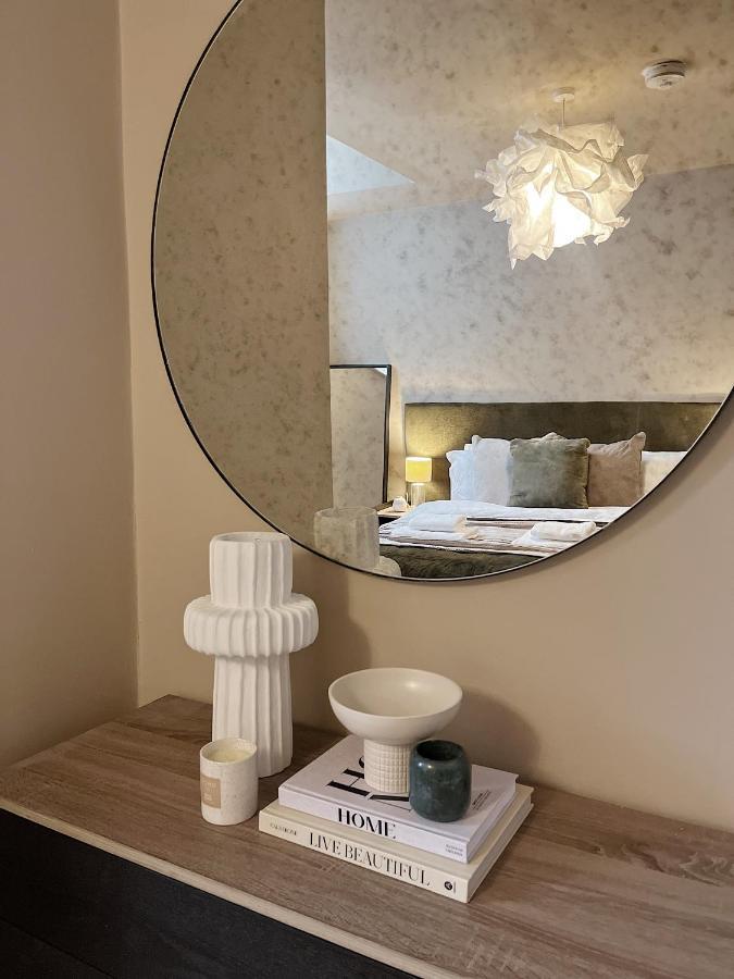 Todmorden Town Centre Apartment Esterno foto