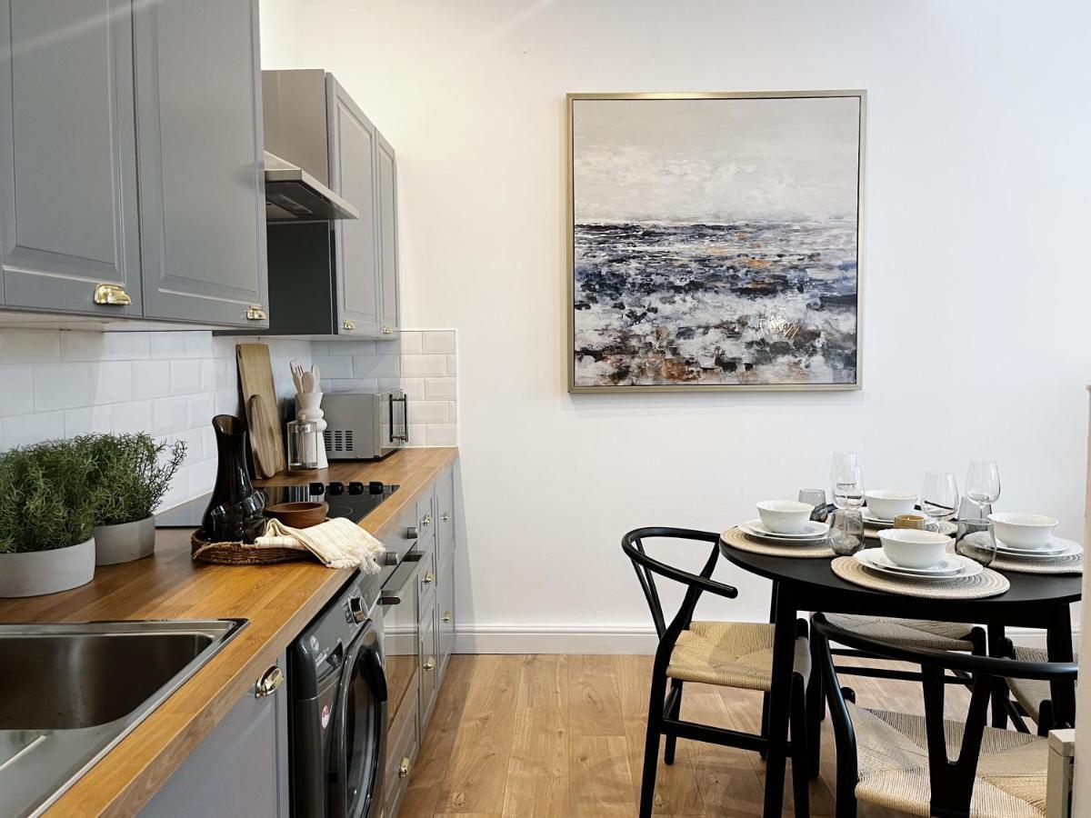 Todmorden Town Centre Apartment Esterno foto